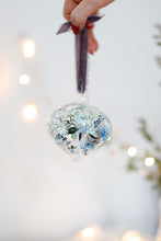 Load image into Gallery viewer, Bauble Blooms - China Blue (tulip)