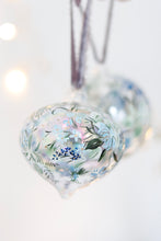 Load image into Gallery viewer, Bauble Blooms - China Blue (tulip)