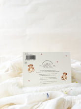 Load image into Gallery viewer, Big hugs - everyday kindness card
