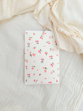 Load image into Gallery viewer, Fleur  - everyday card

