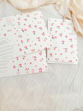 Load image into Gallery viewer, Fleur  - everyday card
