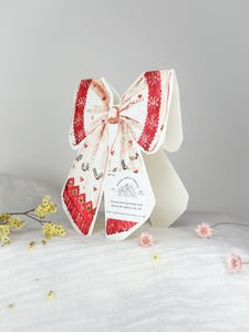 Vintage Christmas - bow shaped card